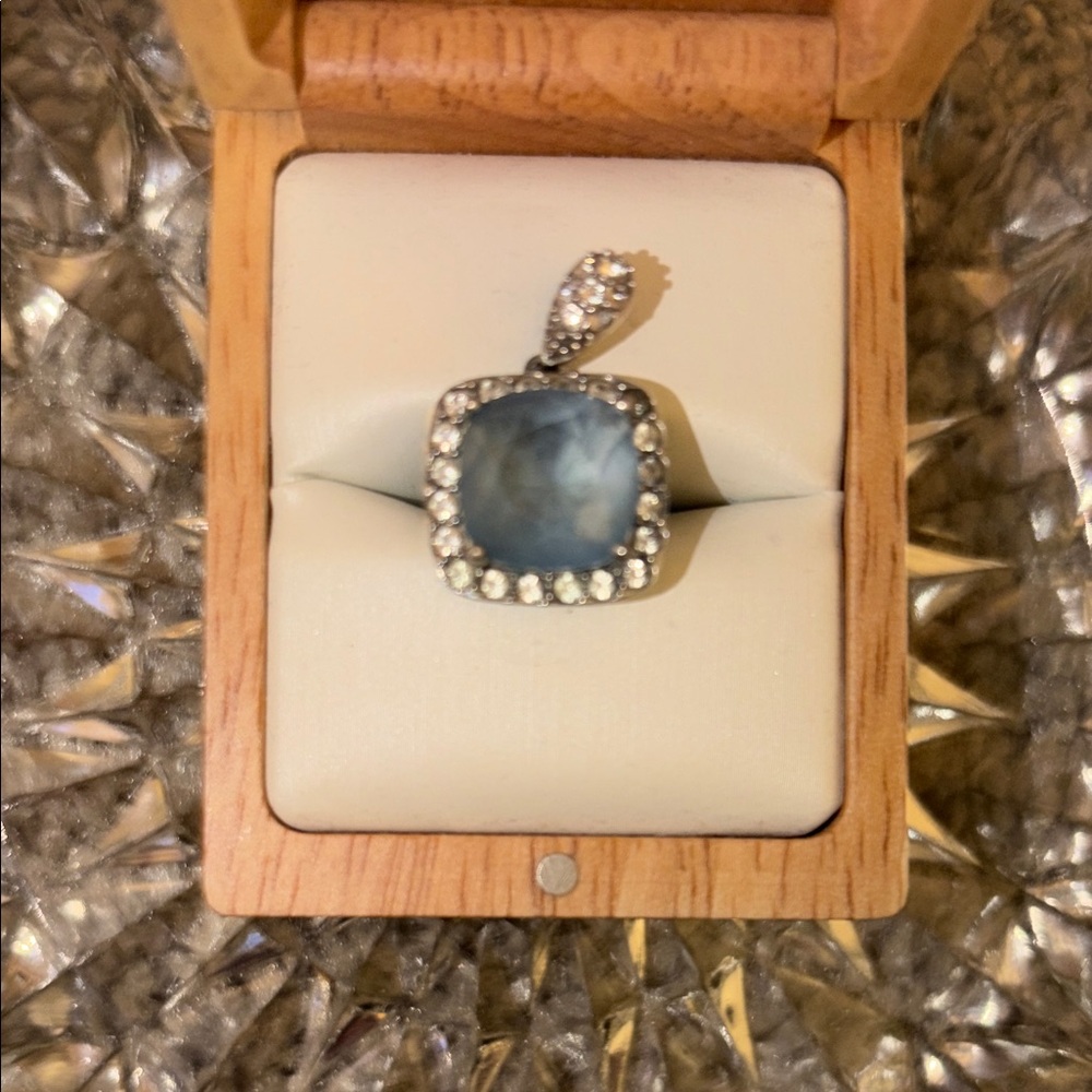 Elegant Silver and Blue Pendant